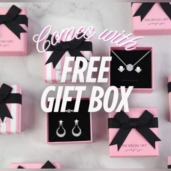 NEW Gold Plated Hoop Earrings - Free Gift Box Included - Picture 4 of 7